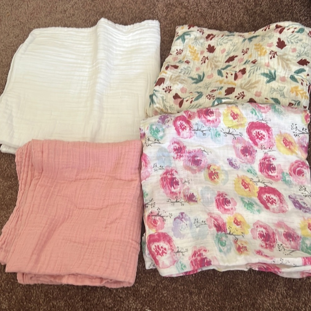 Baby receiving blanket set